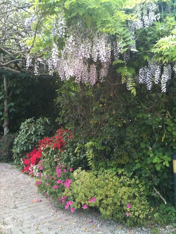 **  Corteundici Bed & Breakfast Treviso Italy